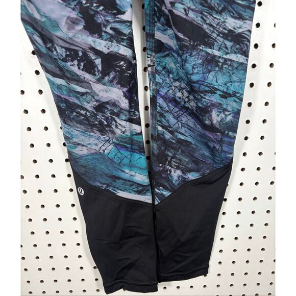 Lululemon Run to Reset Tight 25" Leggings Black Frozen Island Gym Workout Size 6 - Picture 5 of 9